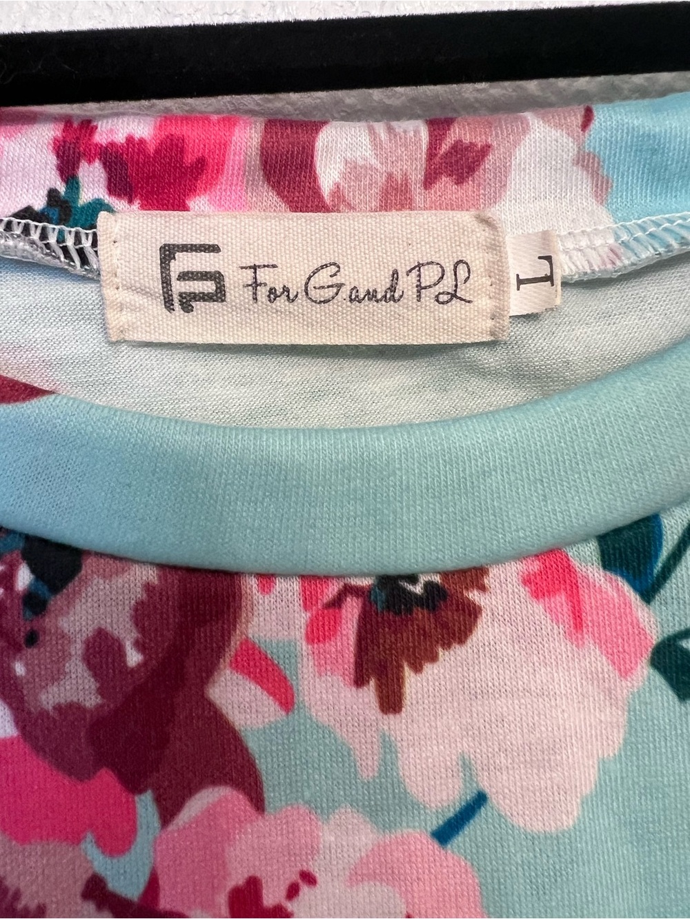 For G and PL Floral Peplum Top - Picture 7 of 7